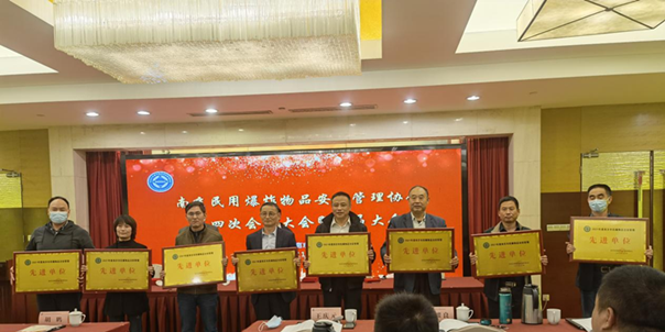 1637718608104016.png 1.png