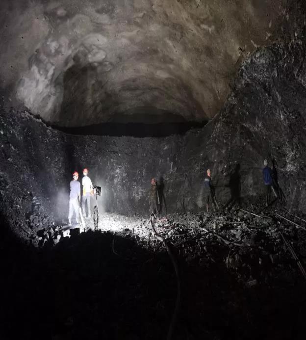 1641779457825435.jpg 3.jpg